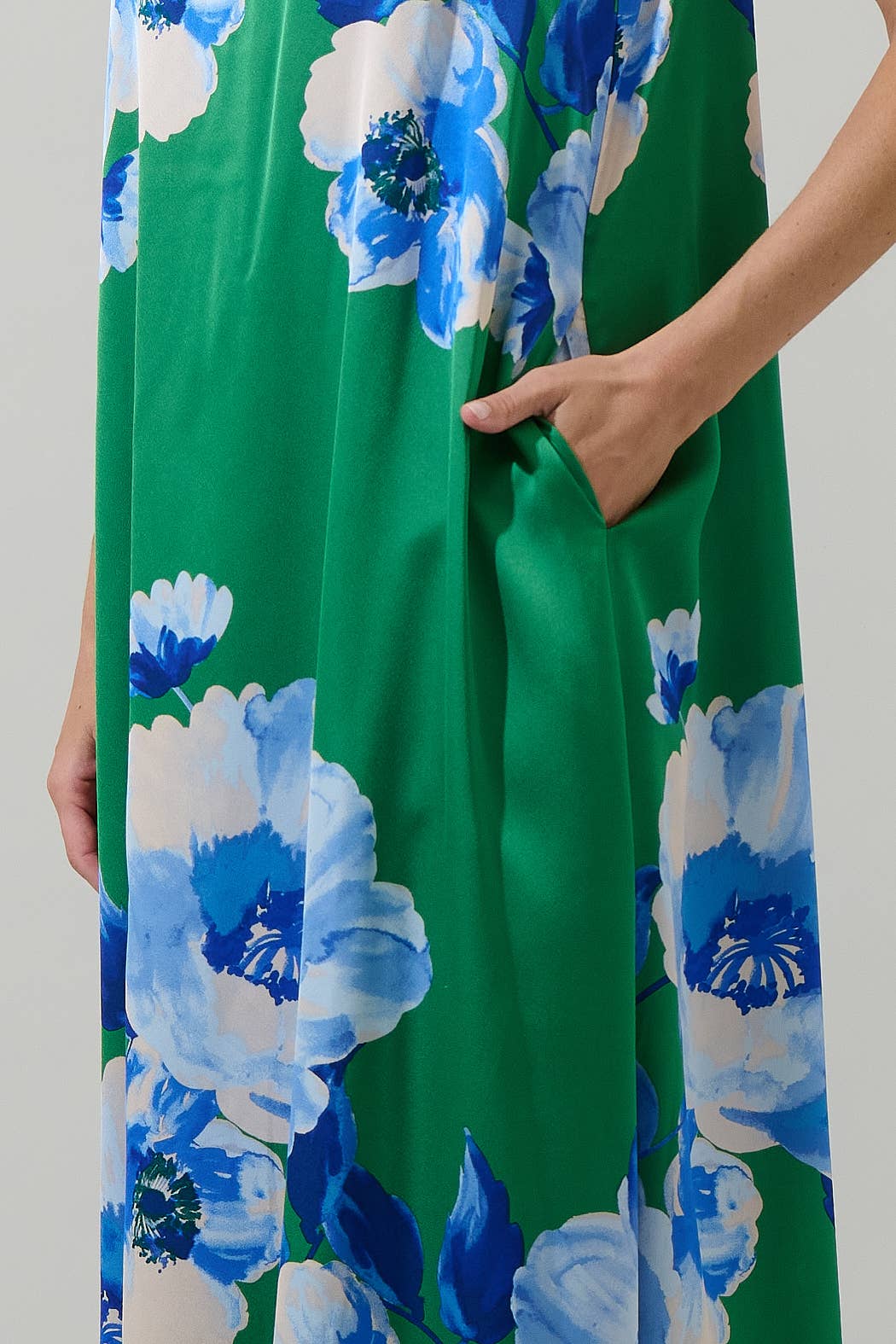 Glena Floral Pleated Maxi Dress