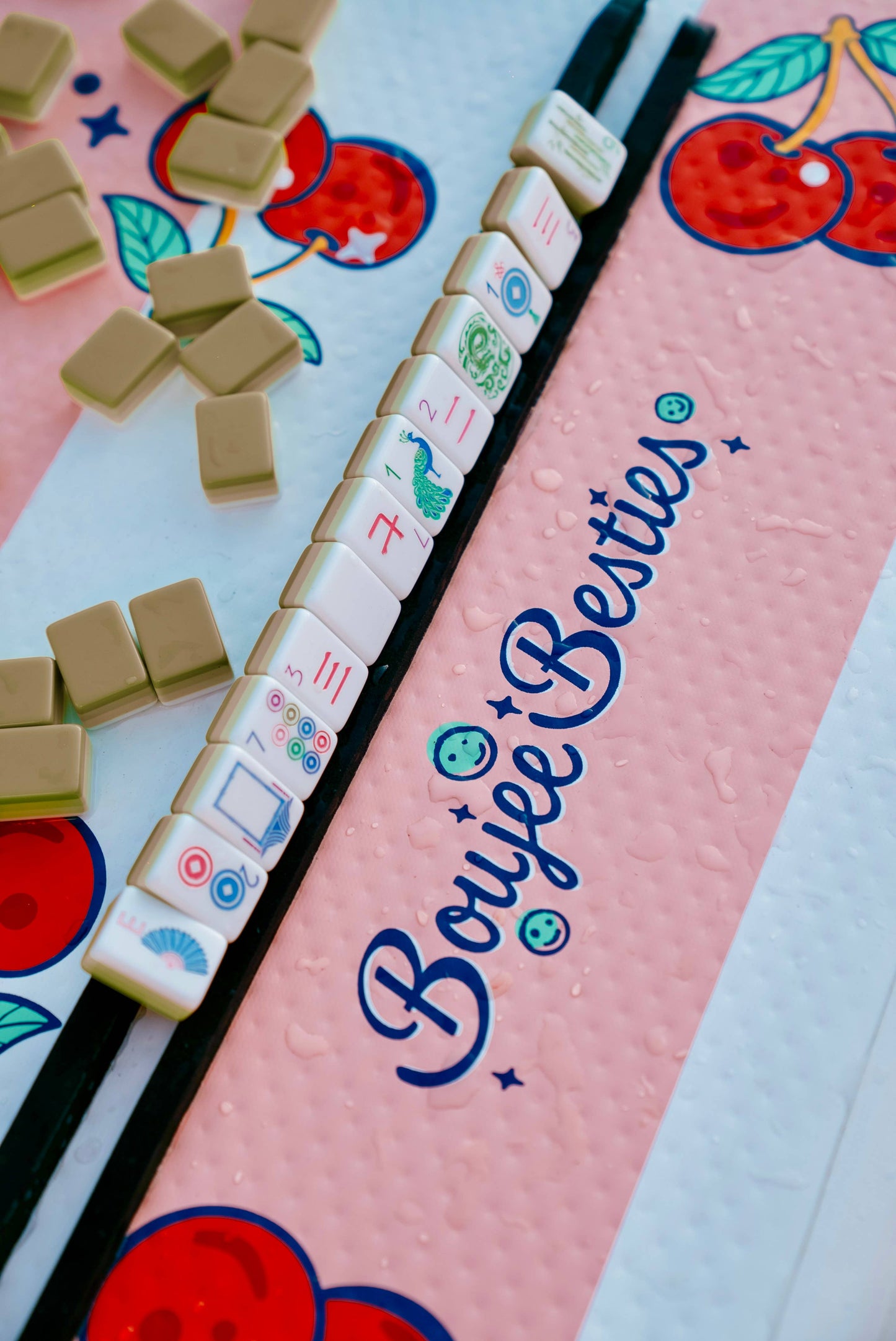 Floating Mahjong Table