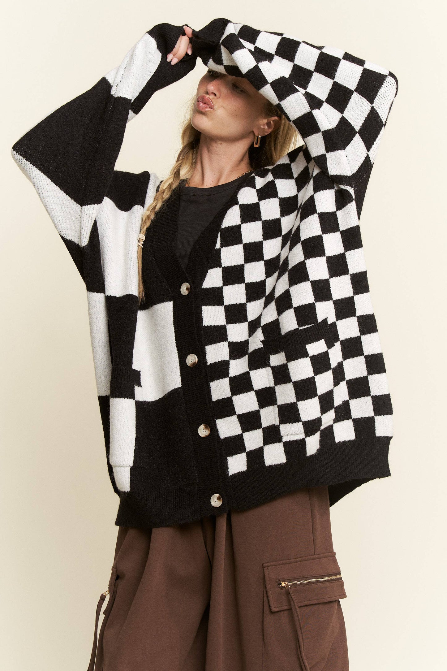BUTTON DOWN LONG SLEEVE CHECKERED OVERSIZED CARDIGAN
