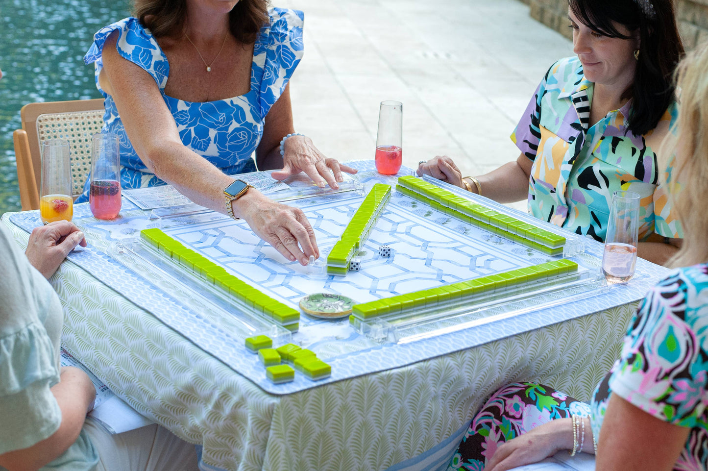 The House of Hydrangea Mahjong Mat | Floral [Non-Neoprene]