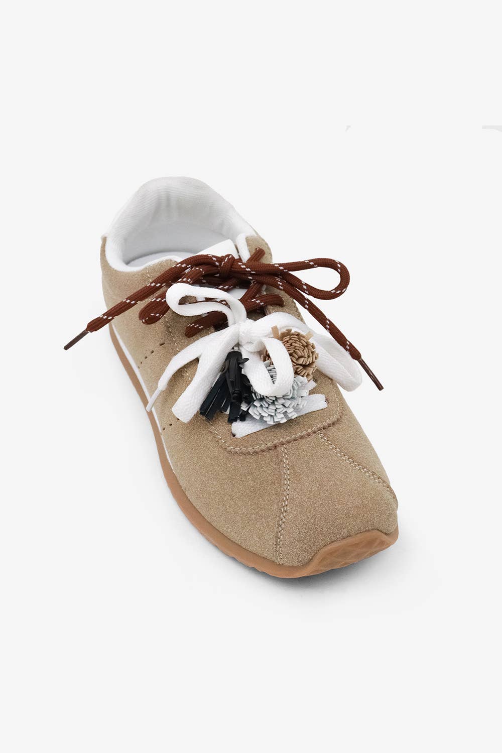 Tassel Sneaker, Contrast Lacing